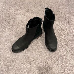 Sorel Waterproof Booties Sz 7.5